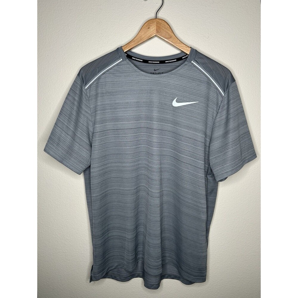 Nike Mens Size Large Dri Fit Milley Gray Reflective Training Running Gym T-Shirt